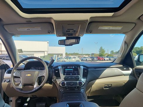 Used 2017 Chevrolet Tahoe Premier AWD/4WD image 21