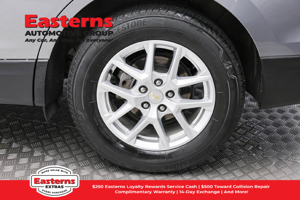 Used 2023 Chevrolet Equinox LT AWD/4WD image 9