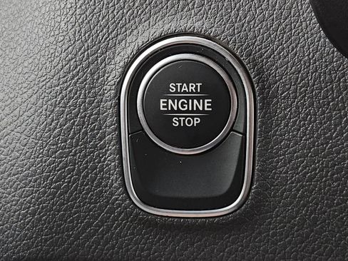 Used 2021 Mercedes-Benz Sprinter 1500 image 19