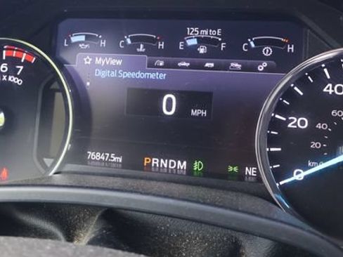 Used 2021 Ford F250 XLT w/ XLT Premium Package AWD/4WD image 11