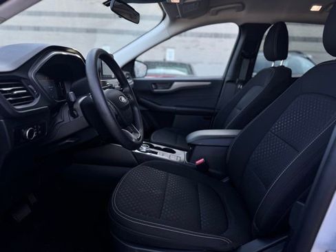 Used 2025 Ford Escape Active image 16