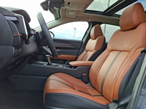 Certified 2023 MAZDA CX-50 Meridian Edition w/ Cargo Package image 13