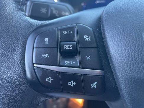 Used 2020 Ford Escape Titanium FWD image 17