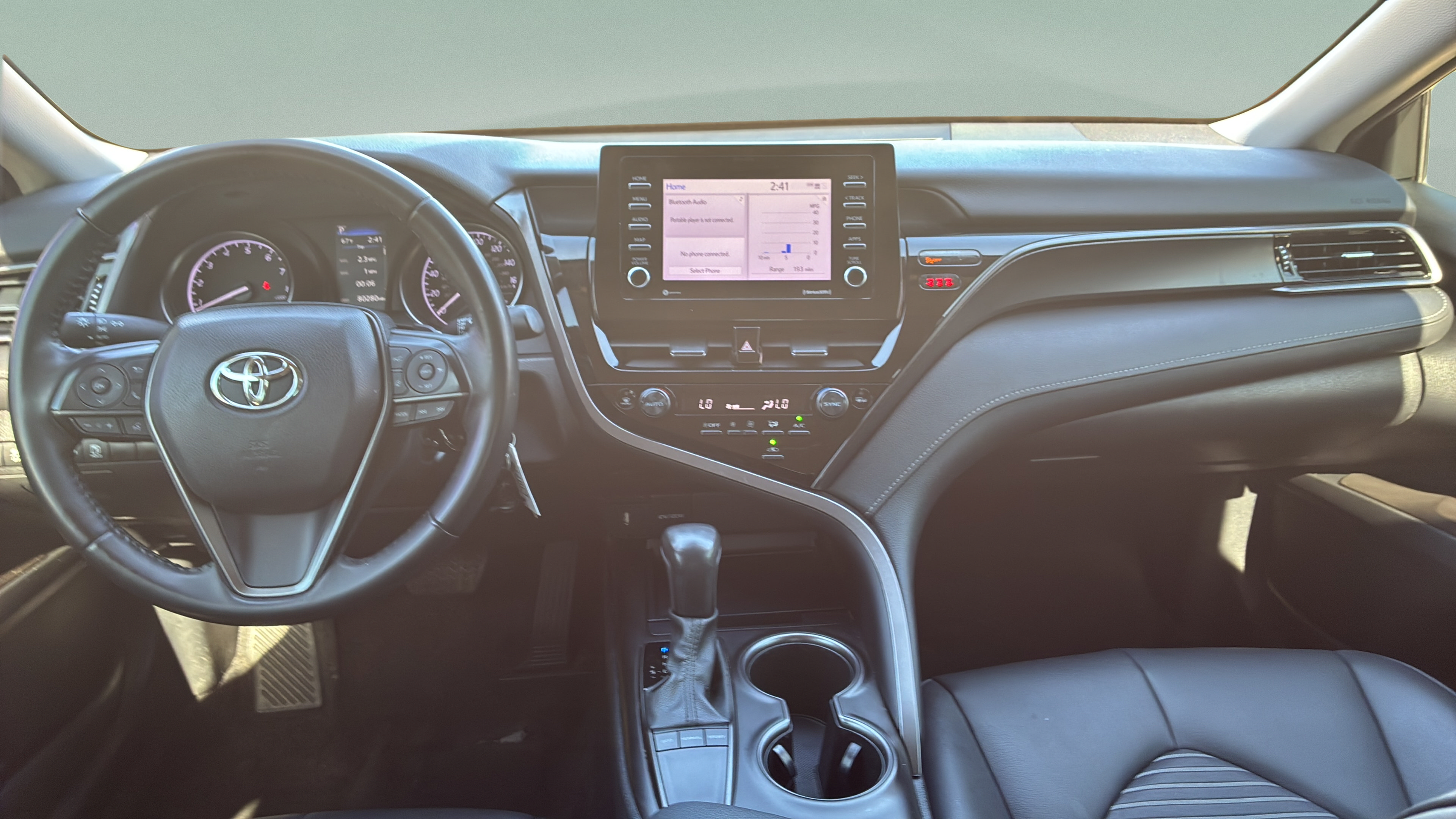 Used 2023 Toyota Camry SE FWD image 15