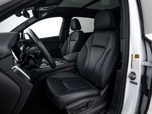 Certified 2023 Audi Q7 2.0T Premium Plus w/ Premium Plus Package AWD/4WD image 15