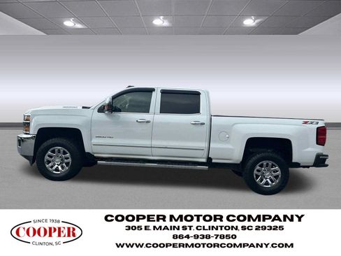 Used 2018 Chevrolet Silverado 3500 LTZ w/ Duramax Plus Package AWD/4WD image 4