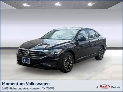 Certified 2021 Volkswagen Jetta SE w/ SE Cold Weather Package image 1