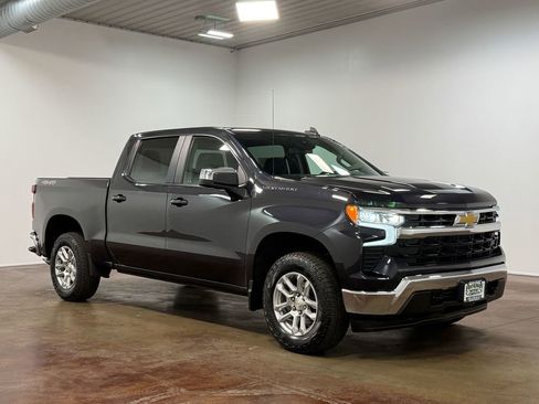 Used 2023 Chevrolet Silverado 1500 LT image 22