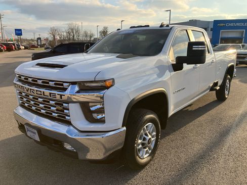 Certified 2023 Chevrolet Silverado 2500 LT w/ Convenience Package image 3