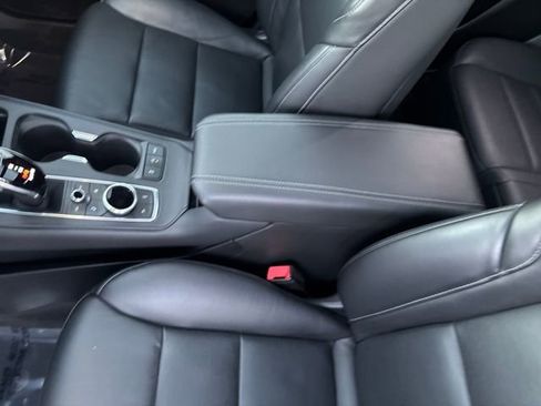 Used 2022 Cadillac XT4 Premium Luxury w/ Technology Package image 29