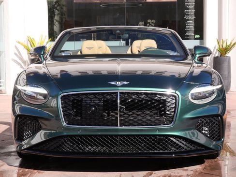 New 2026 Bentley Continental GTC image 9