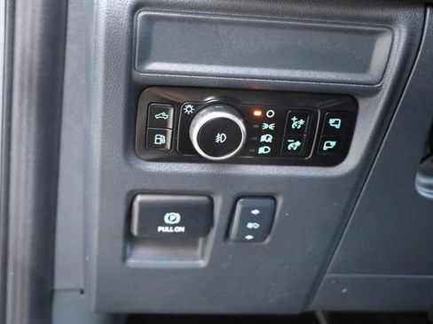 Used 2025 Ford F150 Platinum w/ Equipment Group 702A High AWD/4WD image 31