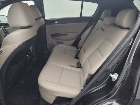 Used 2020 Kia Sportage S FWD image 18