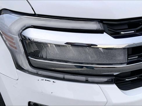 Used 2022 Ford Expedition Max Limited image 25