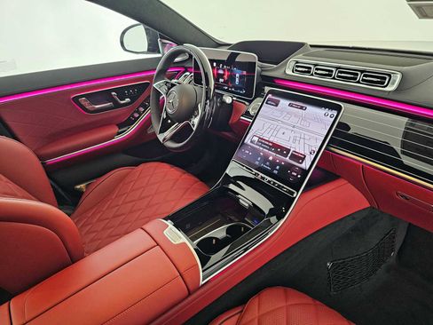 New 2025 Mercedes-Benz S 580 4MATIC Sedan image 11