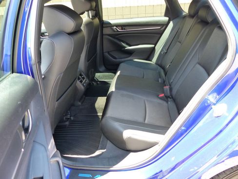 Used 2021 Honda Accord Sport image 39