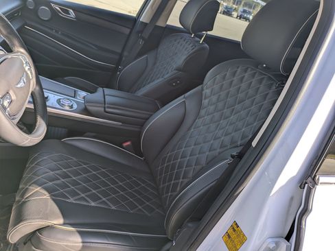 Used 2023 Genesis GV80 3.5T w/ Prestige Package image 19