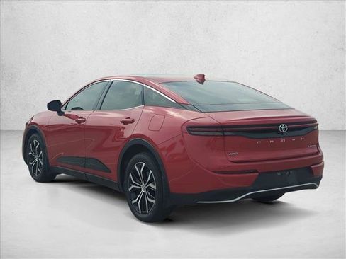 Used 2023 Toyota Crown Limited image 7