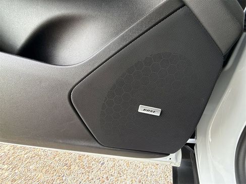 Certified 2025 Cadillac XT5 Premium Luxury image 24