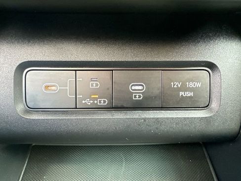 Used 2025 Hyundai Tucson Limited AWD/4WD image 45