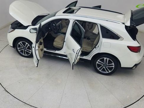 Used 2017 Acura MDX FWD w/ Advance Package image 86