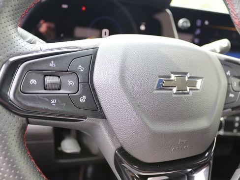 Used 2025 Chevrolet Trax RS w/ Driver Confidence Package FWD image 6