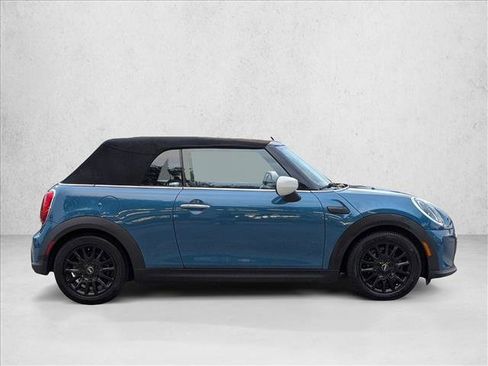 Used 2023 MINI Cooper Cooper image 4