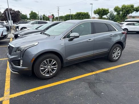 Used 2022 Cadillac XT5 Premium Luxury w/ LPO, Floor Liner Package AWD/4WD image 2