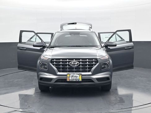 New 2026 Hyundai Venue SEL FWD image 31