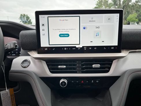 New 2026 Ford Explorer Active RWD image 19