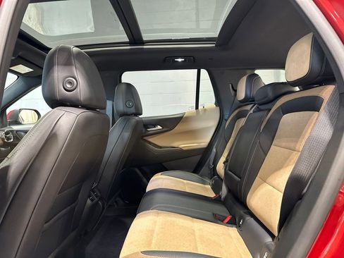 Used 2026 Chevrolet Equinox ACTIV w/ Convenience Package III AWD/4WD image 15