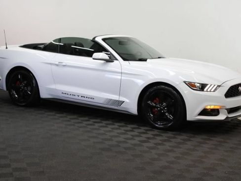 Used 2015 Ford Mustang Convertible w/ Equipment Group 051A RWD image 3