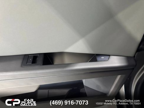 Used 2025 Tesla Cybertruck 2WD Crew Cab image 16