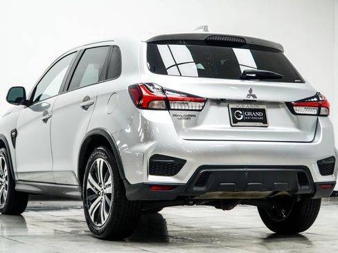 Used 2024 Mitsubishi Outlander Sport ES AWD/4WD image 11
