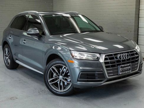 Used 2018 Audi Q5 2.0T Premium w/ Convenience Package AWD/4WD image 7
