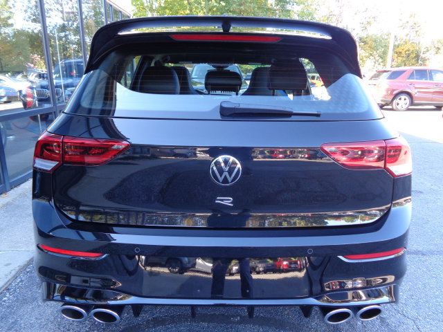 Used 2024 Volkswagen Golf R AWD/4WD image 6