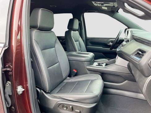 Used 2023 GMC Yukon SLT RWD image 36