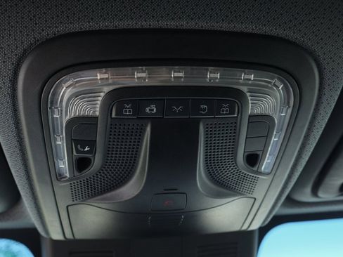 Used 2019 Mercedes-Benz Sprinter 2500 image 30