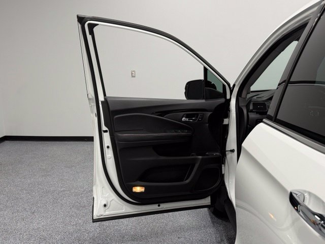 Used 2020 Honda Ridgeline RTL-E image 9