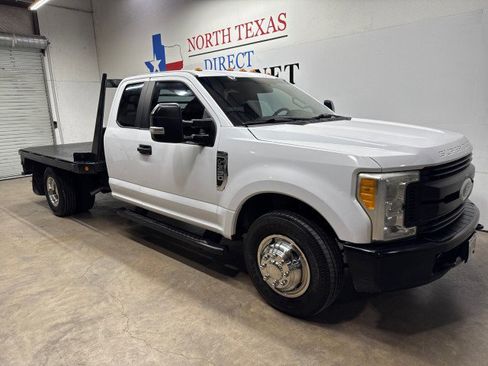 Used 2017 Ford F350 XL w/ Power Equipment Group image 3