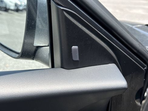 Used 2025 Nissan Sentra S FWD image 14