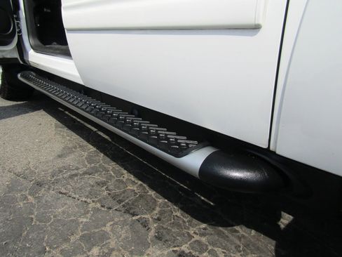 Used 2011 Chevrolet Avalanche LT w/ Luxury Package image 20