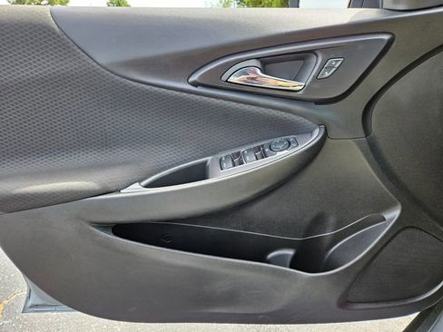 Used 2024 Chevrolet Malibu LT image 30