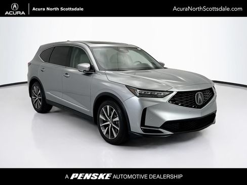 Used 2026 Acura MDX FWD w/ Technology Package image 3
