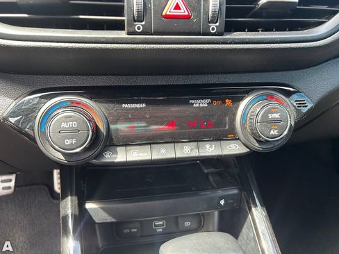 Used 2022 Kia Forte GT w/ GT2 Package FWD image 25