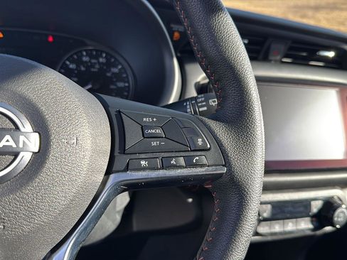 Used 2024 Nissan Kicks SR w/ SR Premium Package image 18