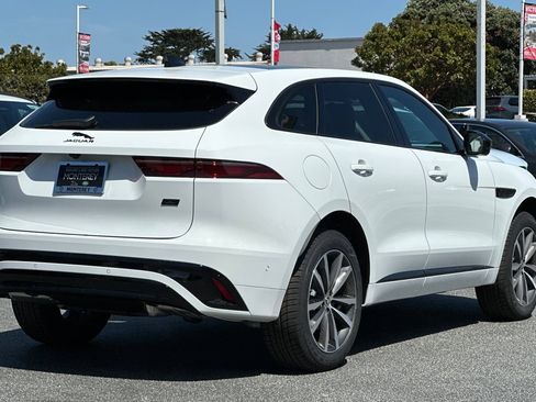 New 2026 Jaguar F-PACE R-Dynamic S image 5