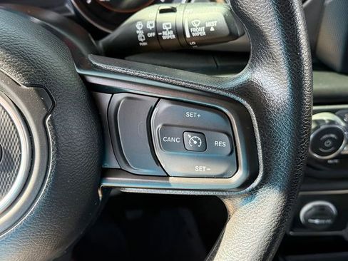 Used 2022 Jeep Wrangler Unlimited Sport image 16