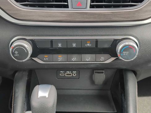 Used 2023 Nissan Altima 2.5 SV image 16