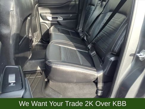 Used 2024 Ford Ranger Lariat w/ FX4 Off-Road Package image 11